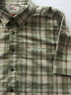 5.11 Tactical Mens Wyatt Short Sleeve Green Plaid Shirt Snap Front Size Medium